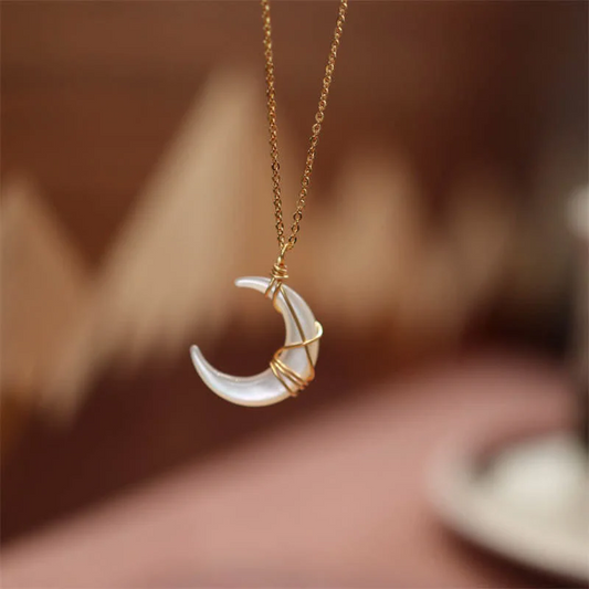 Natural Tridacna Stone Crescent Moon Blessing Necklace