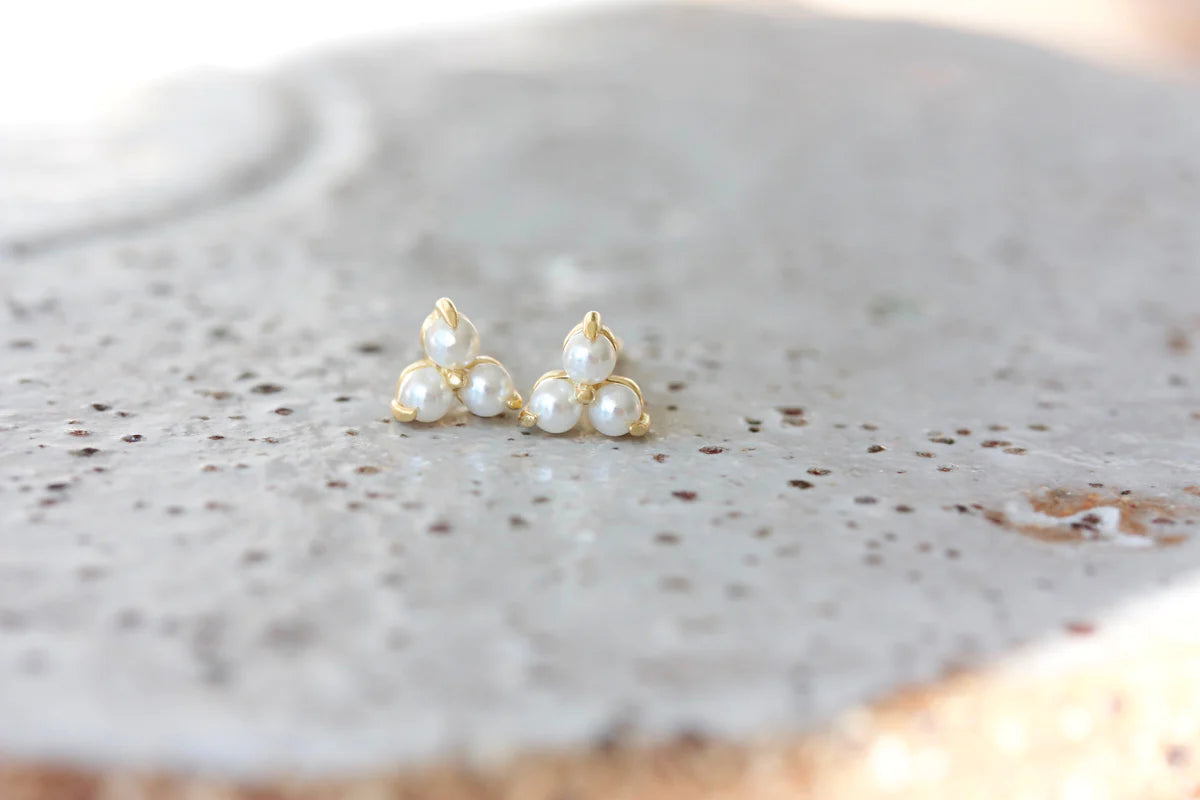 June Birthstone Stud Earrings - Gold / Pearl